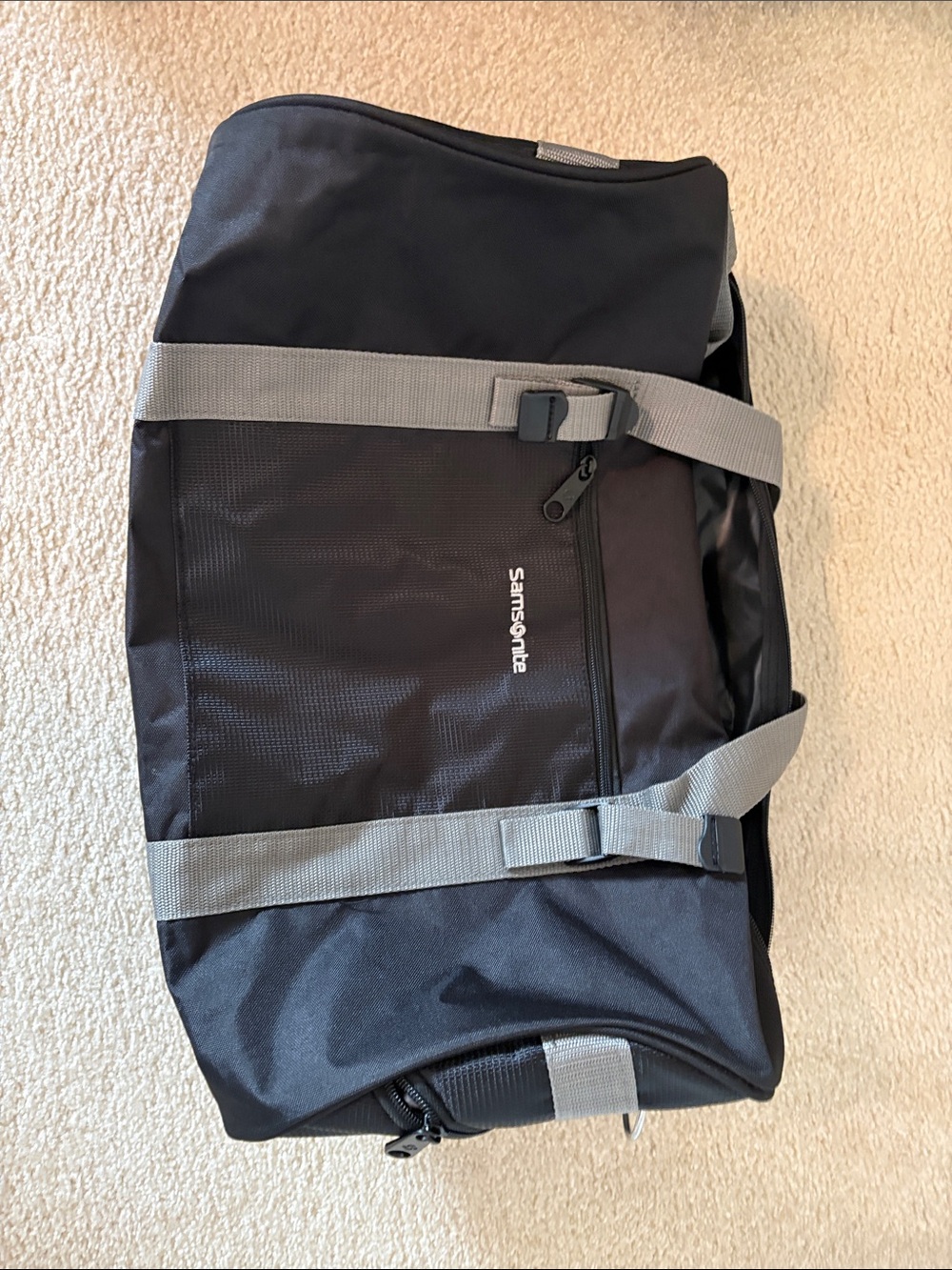 Samsonite Black and Light Gray Travel Duffel